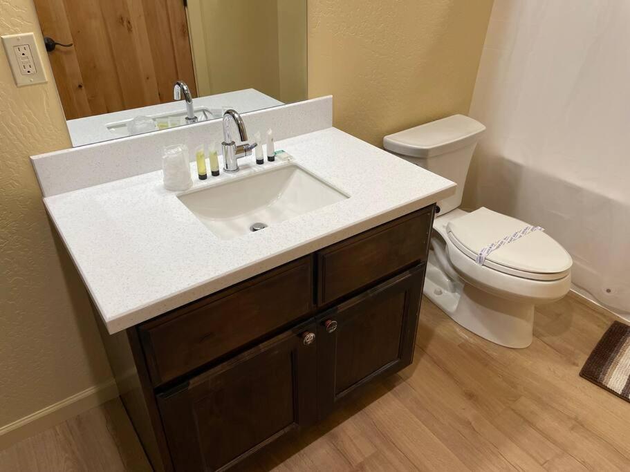 Cedar Mountain Suite D Grants Pass Kültér fotó